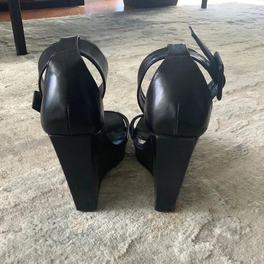 SAINT LAURENT, WEDGE ANKLE STRAP SANDALS - Picture 3 of 7